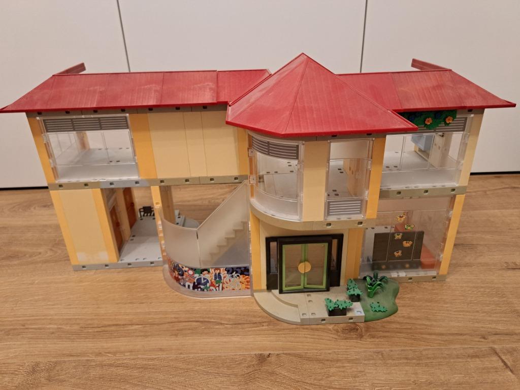 Playmobil basisschool 5923 + Kleuters 4686 + Gymnastiekzaal, Enfants & Bébés, Jouets | Playmobil, Enlèvement ou Envoi, Comme neuf
