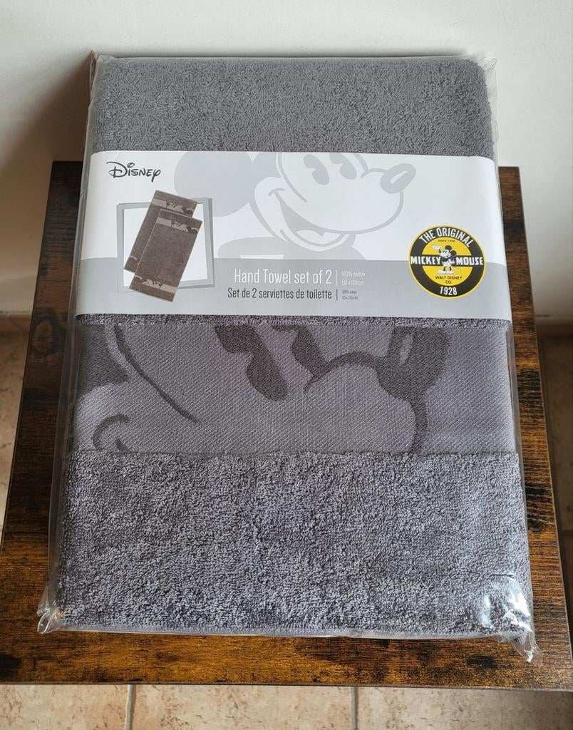 Mickey Mouse handoek 70cm x 140cm *Nieuw*, Ophalen of Verzenden, Nieuw, Grijs, Handdoek