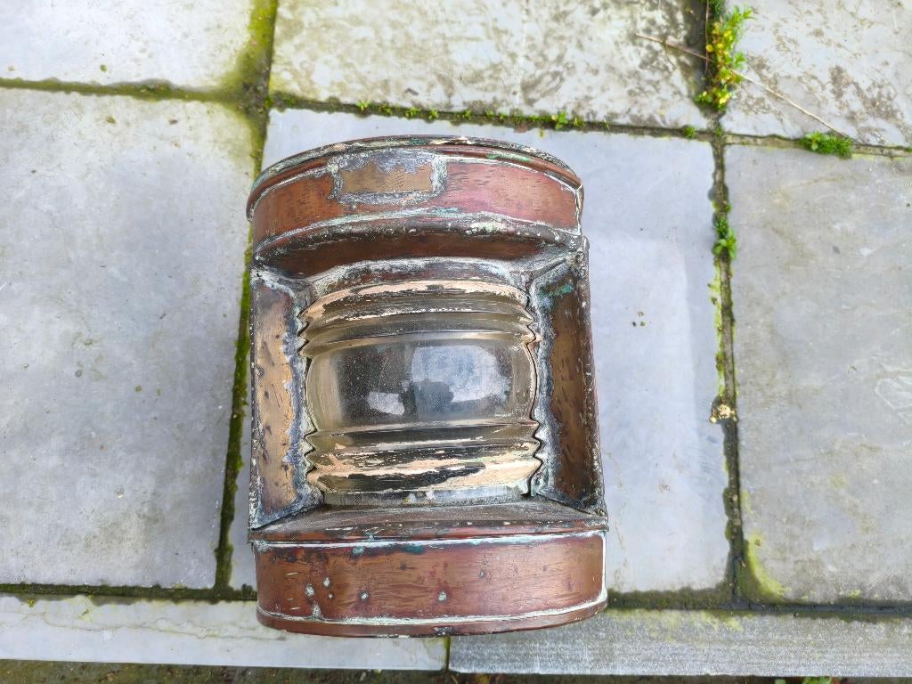 Oud schiplicht, Enlèvement
