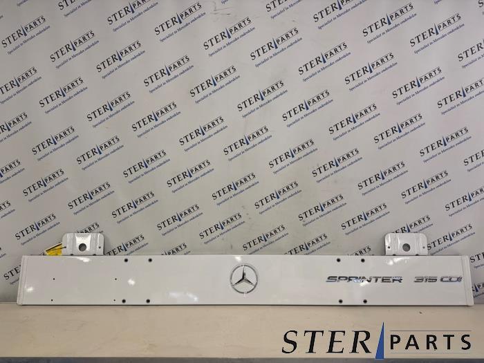 Panneau arrière tôlerie d'un Mercedes Sprinter (147), 3 mois de garantie, Utilisé, -, -