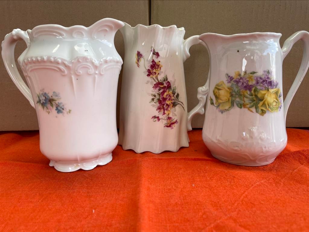 Nr 2 Antieke melkpotjes , ongeveer 15 cm hoog , 3 stuks, Antiek en Kunst, Ophalen of Verzenden