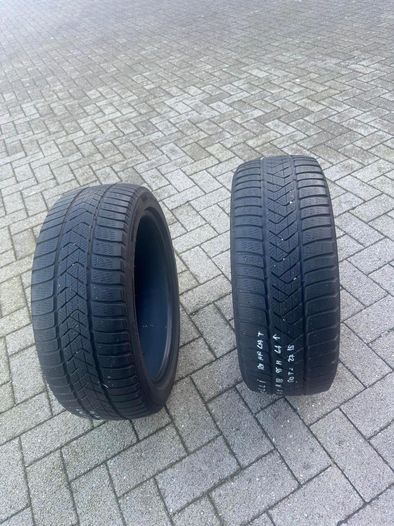 225 45 R18 95H DUNLOP WINTER M+S 4.6mm RUNFLAT, Autos : Pièces & Accessoires, Enlèvement, Utilisé, BMW