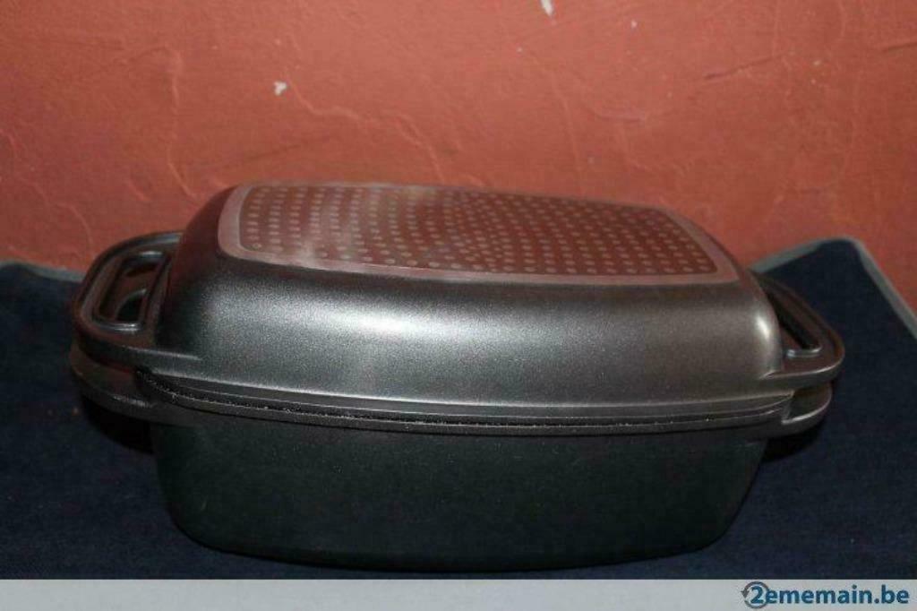 cocotte façon pierre comme neuve, Enlèvement, Comme neuf