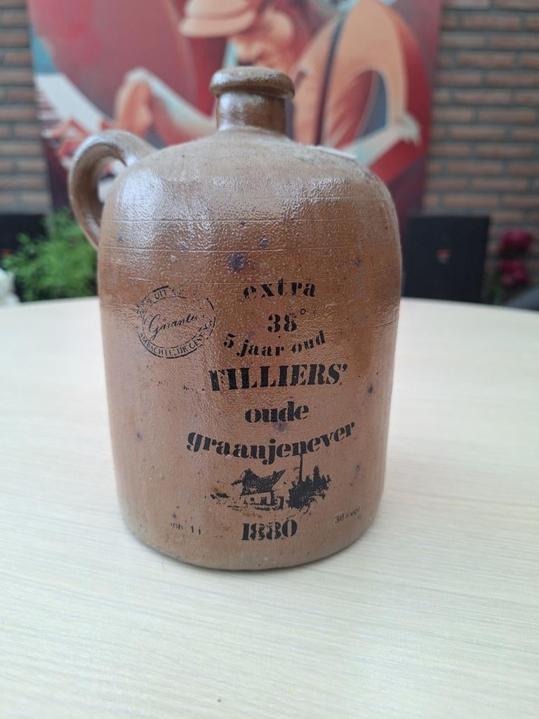 Filliers jenever kruik., Ophalen