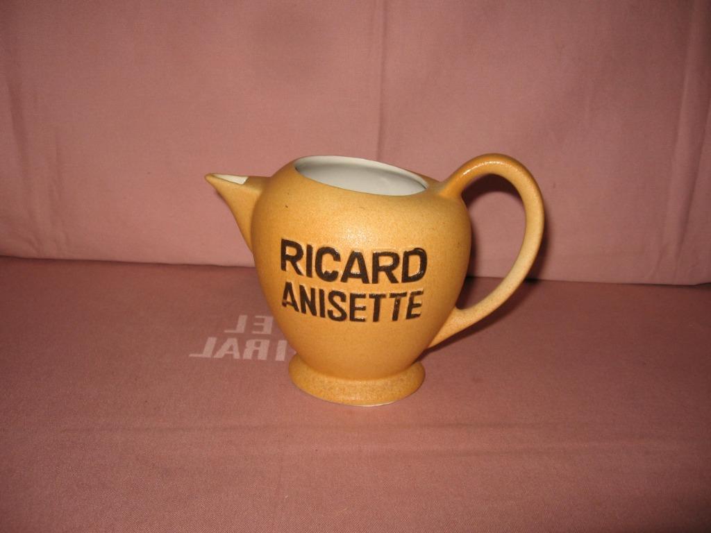 Ricard, pot un demi-litre, brune. RICARD ANISETTE., Enlèvement ou Envoi, Comme neuf, Ustensile