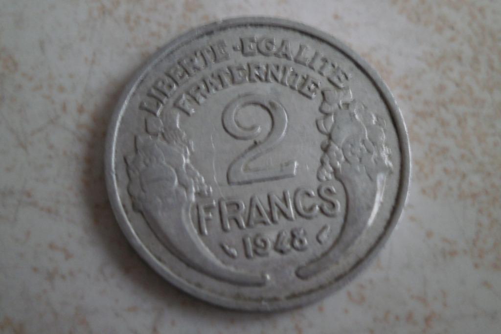 différentes pièces monnaies, Enlèvement