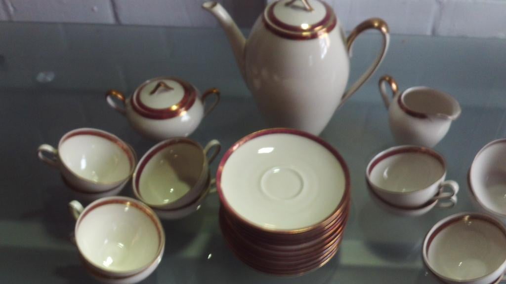 KOFFIE/THEE SERVIES, Ophalen