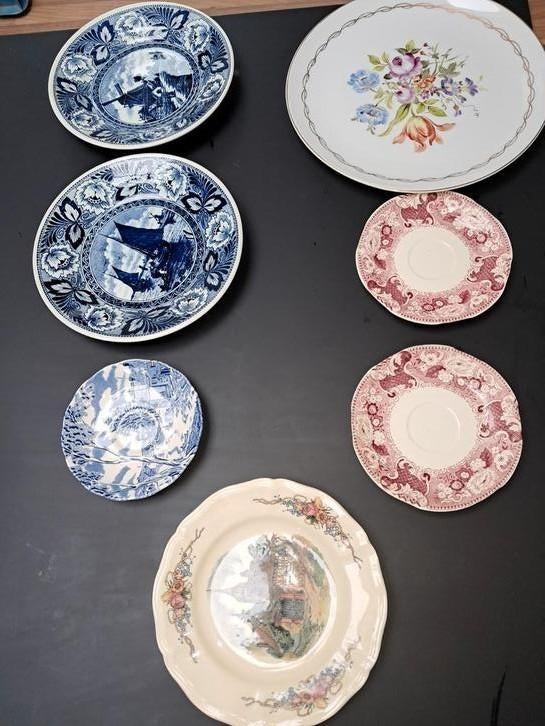 Lot 7 Assiettes Anciennes et Vintage : Sarreguemines Obernai, Enlèvement ou Envoi