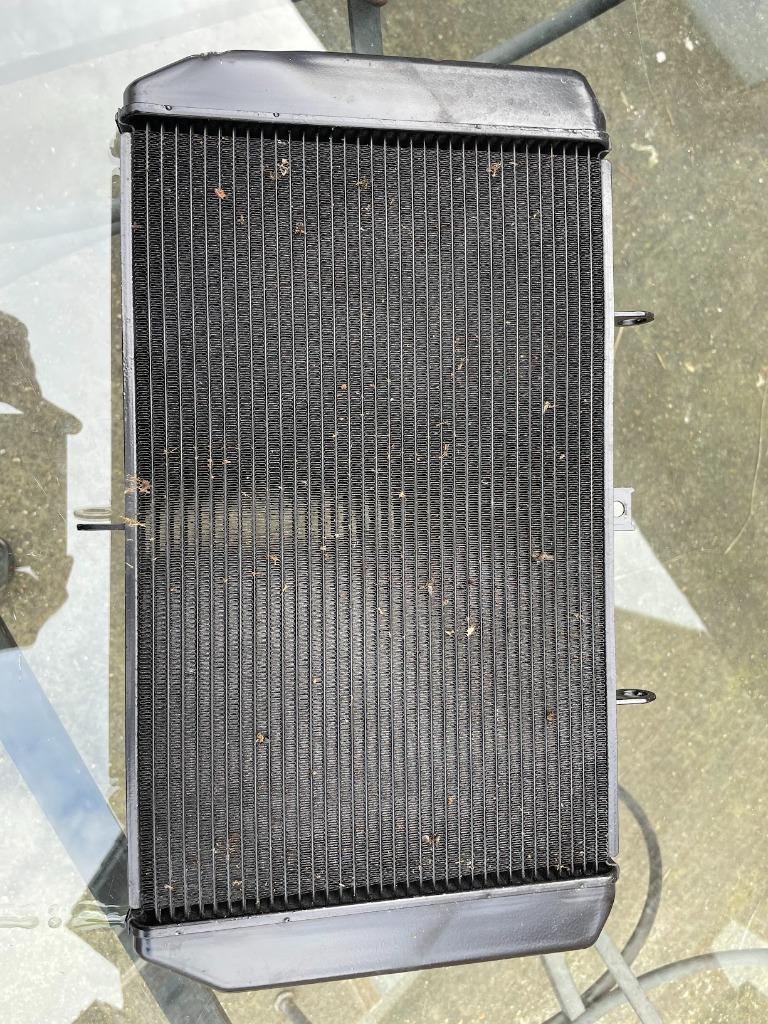 Kawasaki Z1000 2010 2020 radiateur, Enlèvement, Utilisé