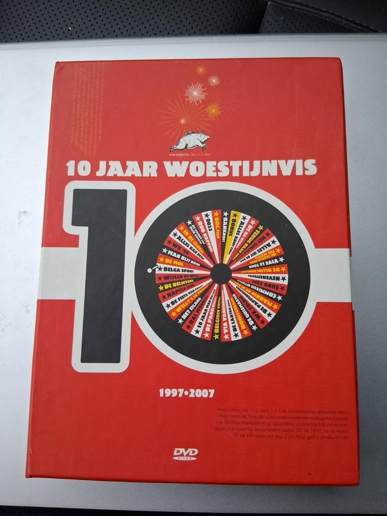 10 jaar woestijnvis dvd box, Cd's en Dvd's, Ophalen of Verzenden, Zo goed als nieuw, Komedie, Boxset