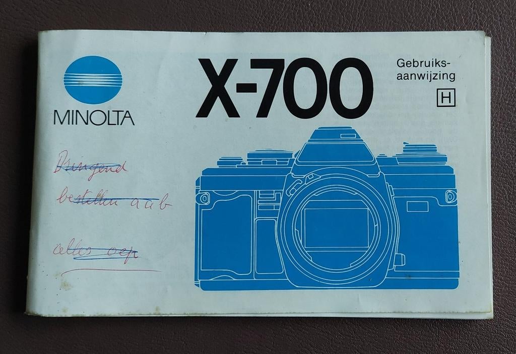 Minolta X-700 Handleiding. Gebruiksaanwijzing, Enlèvement ou Envoi