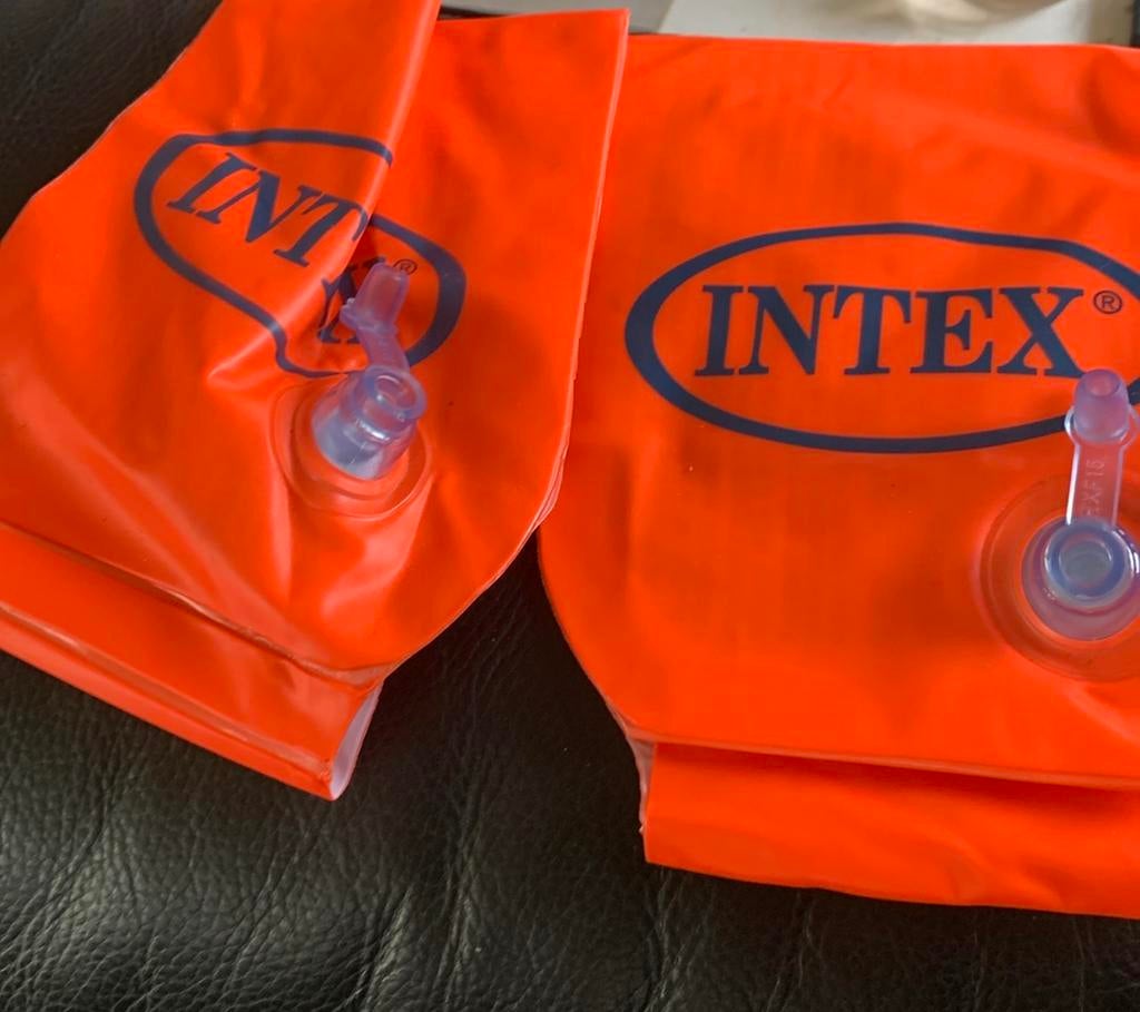 Intex Deluxe zwembandjes., Enlèvement, Comme neuf