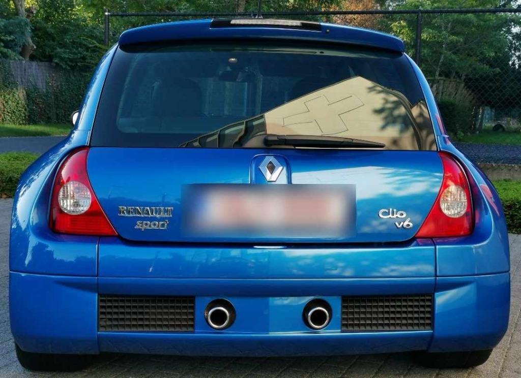 RENAULT CLIO SPORT V6 Phase 2, 285 g/km, 2 places, Boîte manuelle, Entretenue par le concessionnaire