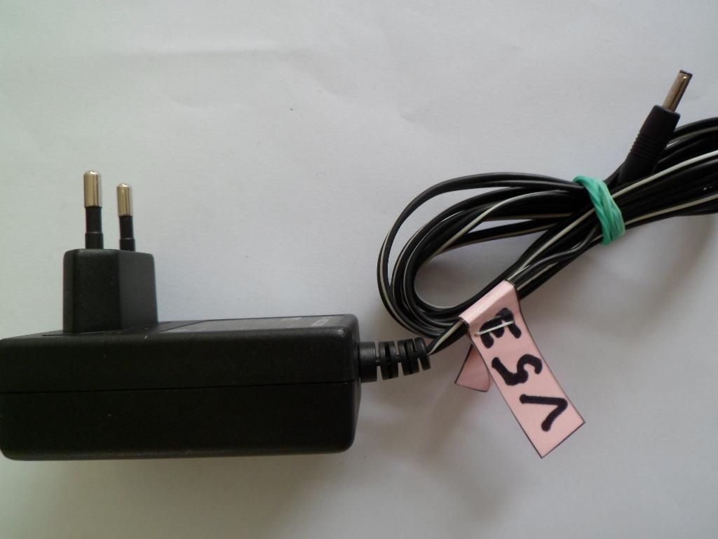 Voeding-Power Supply-adapter 240VAC naar 5.8VDC, 1Amp, Ophalen of Verzenden, Zo goed als nieuw