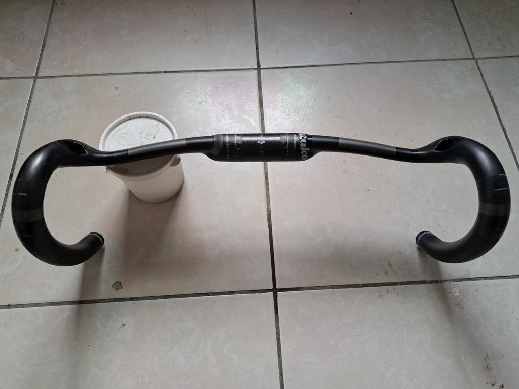 volant de vélo de route en carbone, Vélos & Vélomoteurs, Enlèvement ou Envoi, Neuf