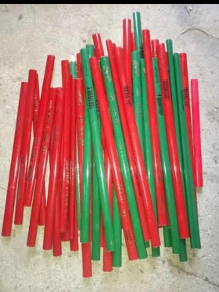 Lot de crayons Lyra, Bricolage & Construction, Enlèvement ou Envoi