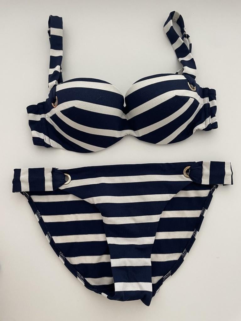 Bikini bleu marine taille 36 par Oysho, Oysho, Enlèvement ou Envoi, Comme neuf, Bikini