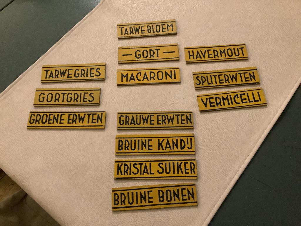 Oude winkelbordjes jaren 50 !, Ophalen