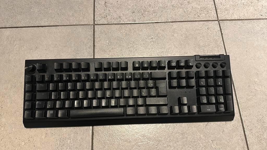 Razer - Black Widow V4 Pro, Enlèvement ou Envoi, Comme neuf