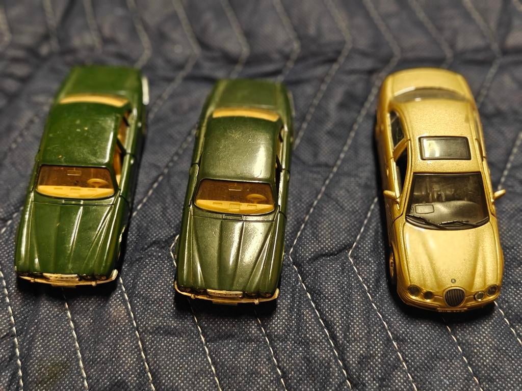Jaguar XJ 12 verte de la marque Solido, Enlèvement ou Envoi, Comme neuf, Voiture
