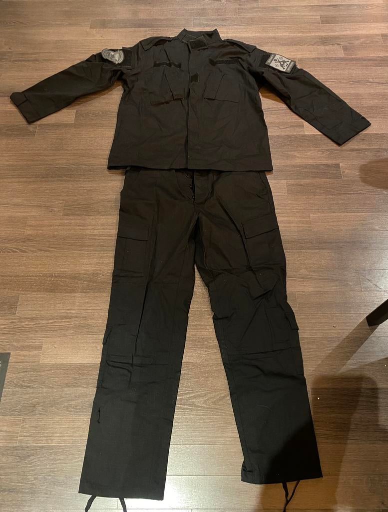 Airsoft uitrusting, Enlèvement, Utilisé
