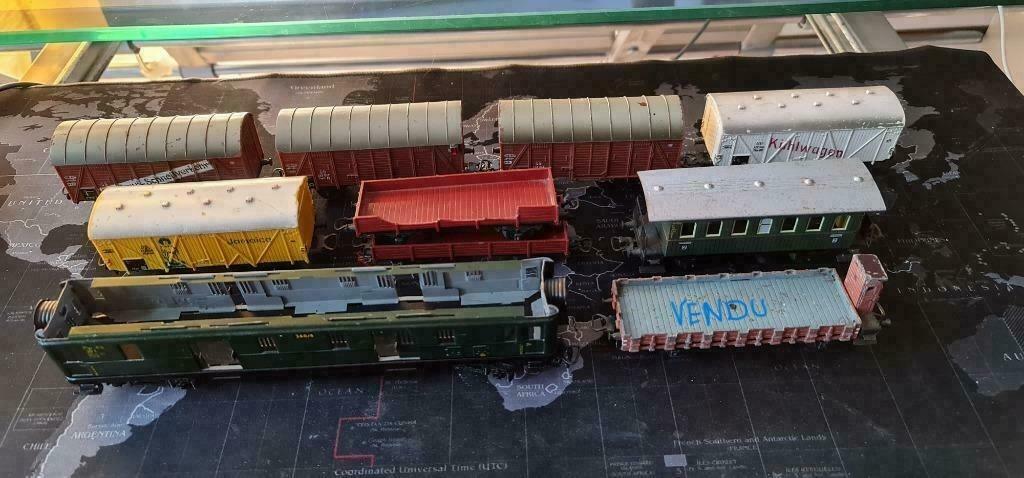 MARKLIN - Kavel van 8 vintage wagons uit de jaren 1960, Verzamelen, Spoorwegen en Tram, Ophalen of Verzenden, Gebruikt, Trein
