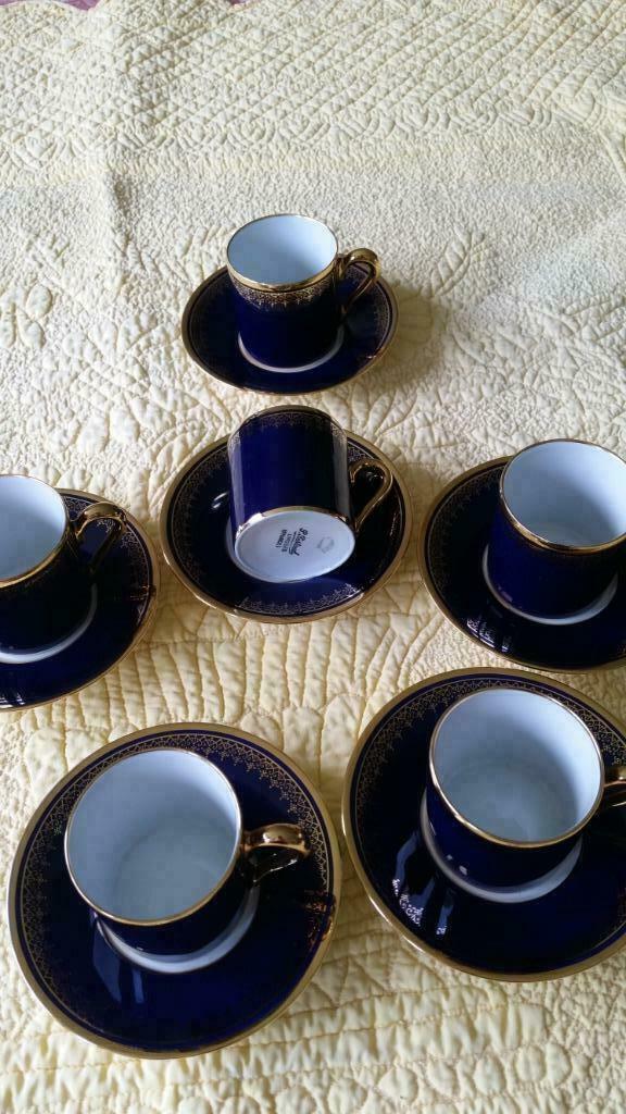 SERVICE A MOKA PORCELAINE LIMOGES, Enlèvement ou Envoi