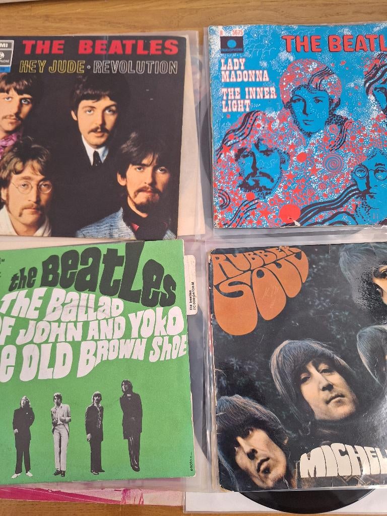Lot singels ( 17 )The Beatles 7", CD & DVD, Vinyles | Rock, Utilisé, Enlèvement