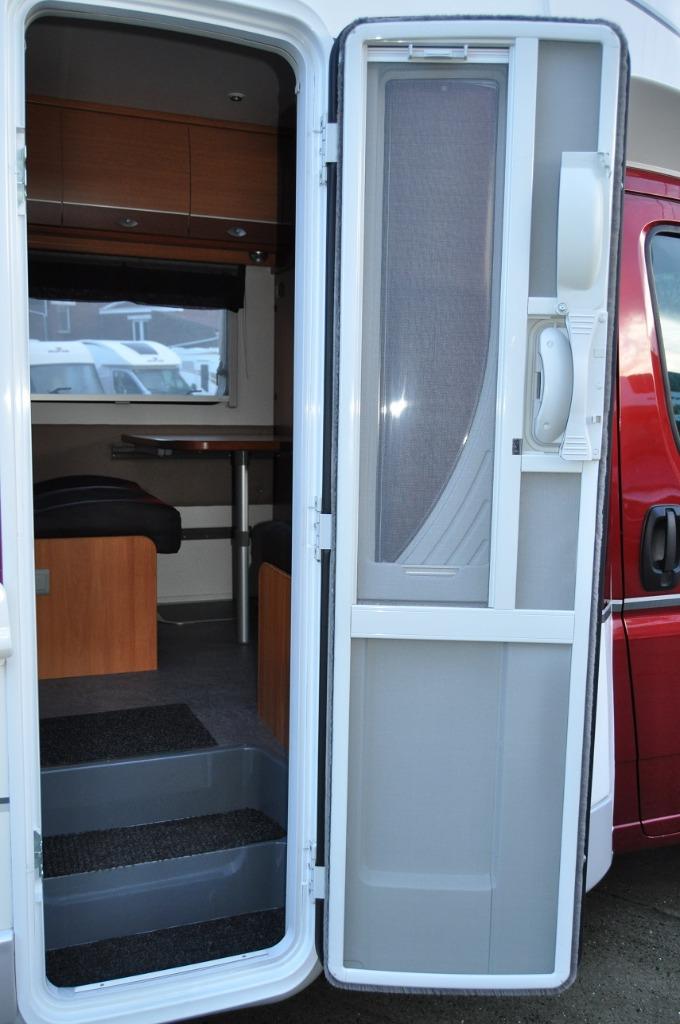 Nieuwe Dometic hordeur - plaatsing mogelijk, Ophalen, Nieuw