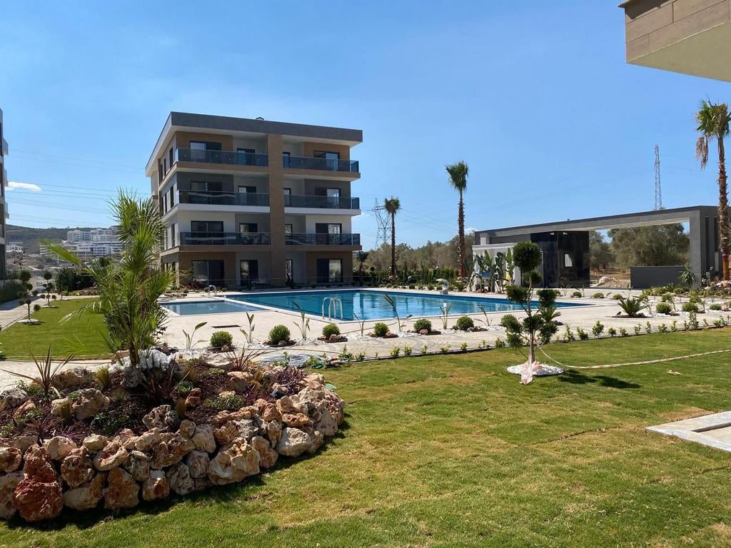 Kuşadası İkiçeşmelik appartement à vendre 2+1, Immo, Buitenland, Turkije, Appartement, Stad