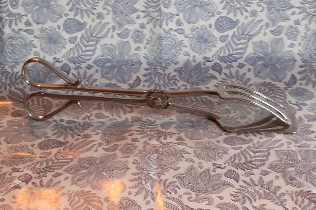 ancienne pince metal argenté pour salade ou patisserie, Enlèvement ou Envoi