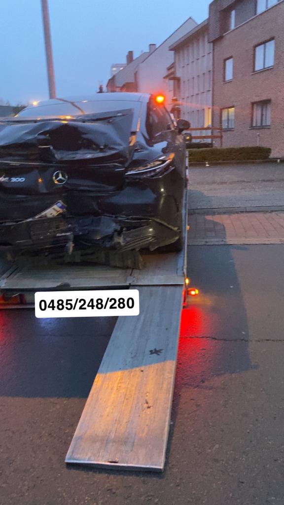 Dépannage voiture Bruxelles, dépannage remorquage, Enlèvement ou Envoi