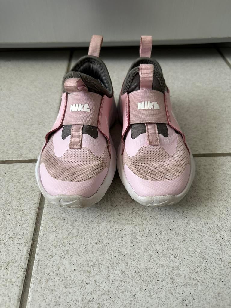A vendre les chaussures de sport Nike, Enfants & Bébés, Enlèvement ou Envoi, Utilisé, Chaussures de sport, Nike