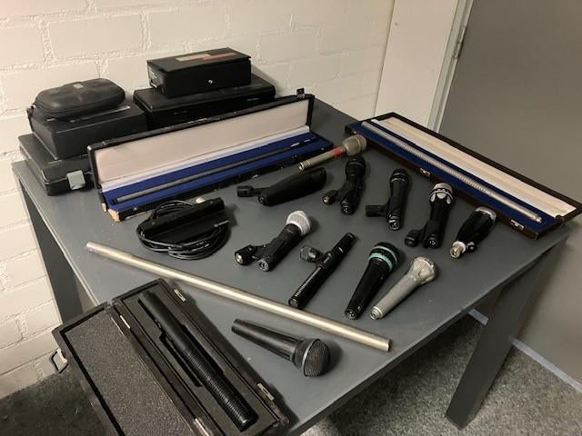microphones Shure, Sennheiser, AKG, Crown, etc., Enlèvement ou Envoi, Utilisé, Micro chant