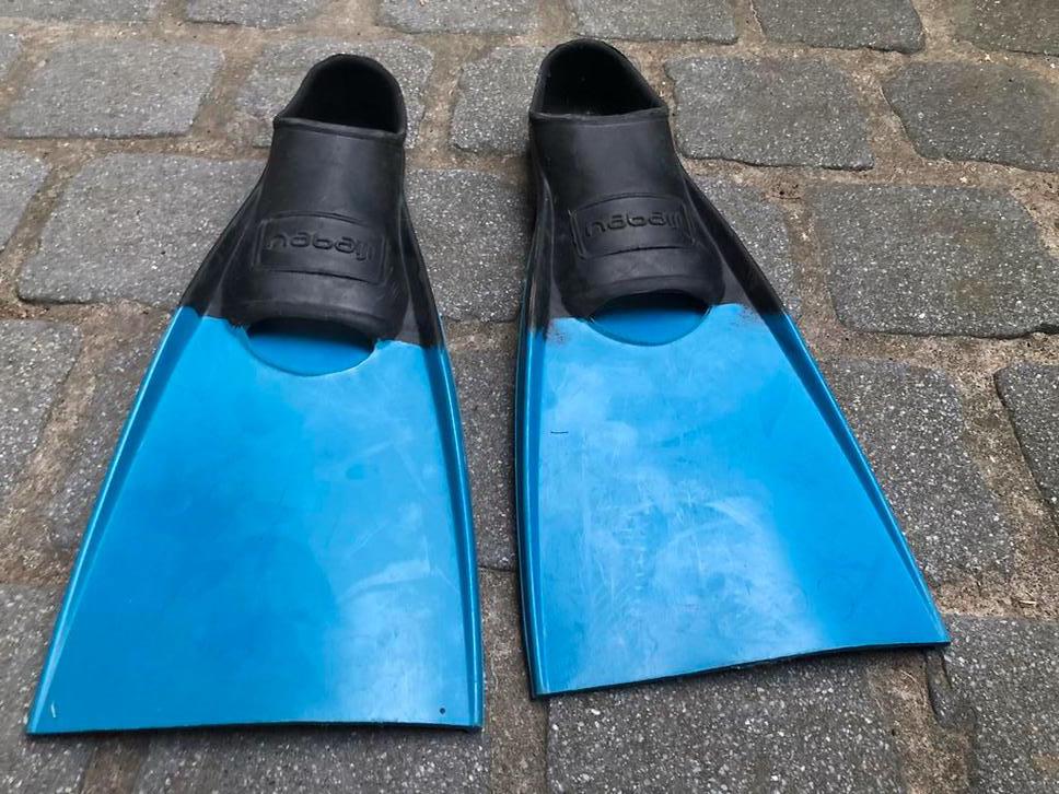 Palmes pour enfant. Pointure 34/35, Zo goed als nieuw, Zwem- of Duikvliezen