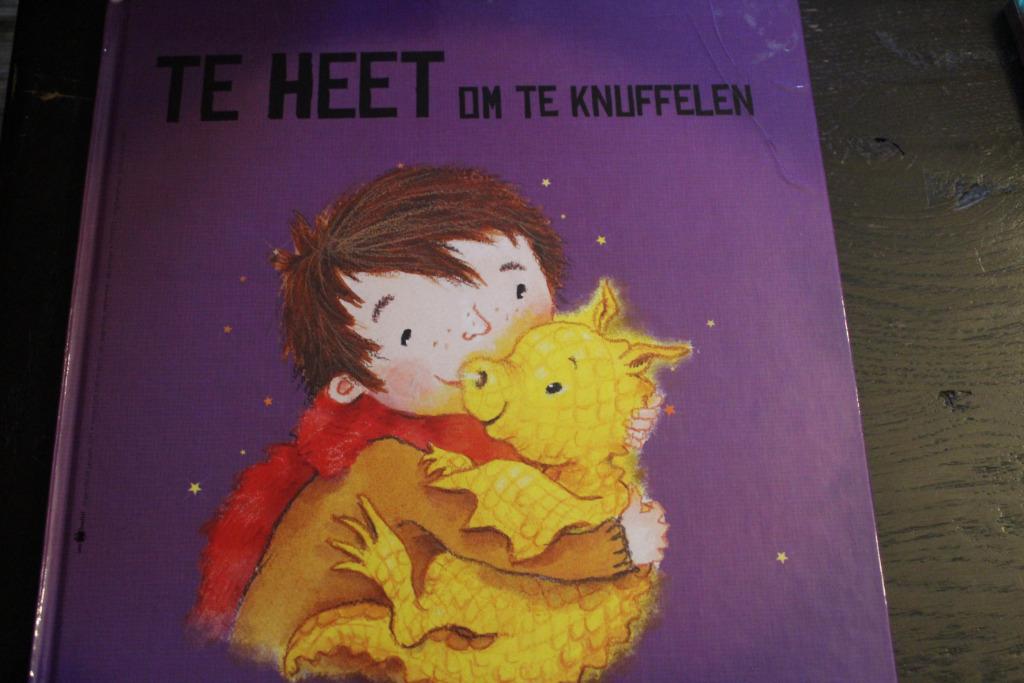 boek: te heet om te knuffelen, Boeken, Ophalen, Zo goed als nieuw, Opvoeding tot 6 jaar, Steve smalmann