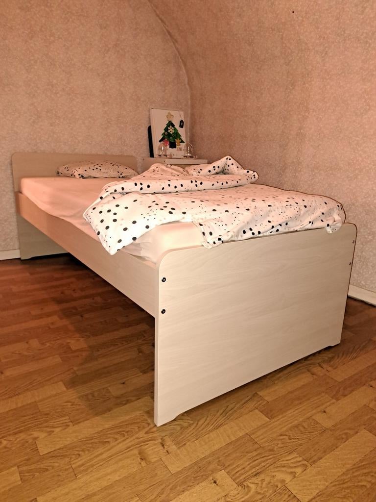 Kinderbedden, Ophalen
