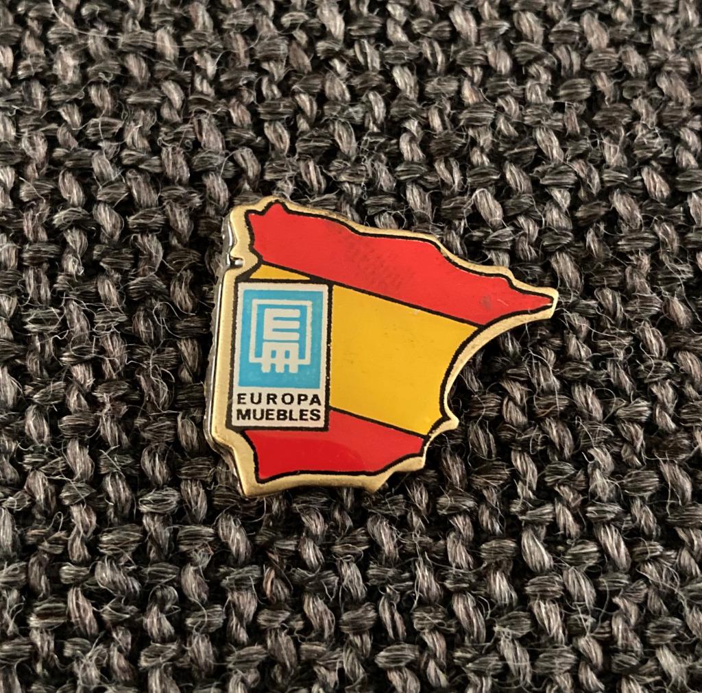 PIN - EUROPA MEUBLES - SPANJE - SPAIN, Envoi, Utilisé, Autres sujets/thèmes, Insigne ou Pin's