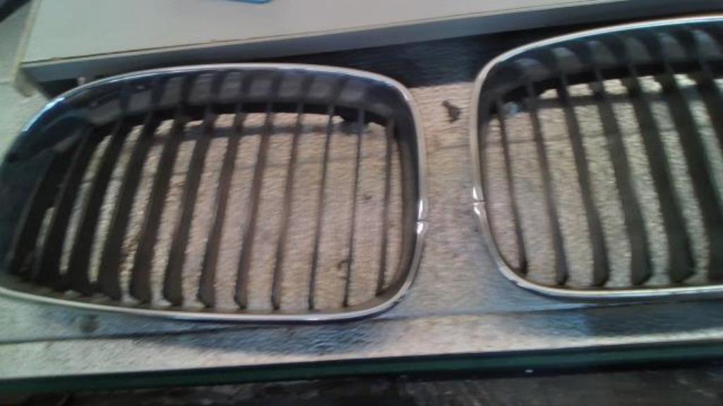 Grille de pare choc BMW E87 2007-2011 LP/14586, Pare-chocs, Enlèvement, Utilisé, BMW