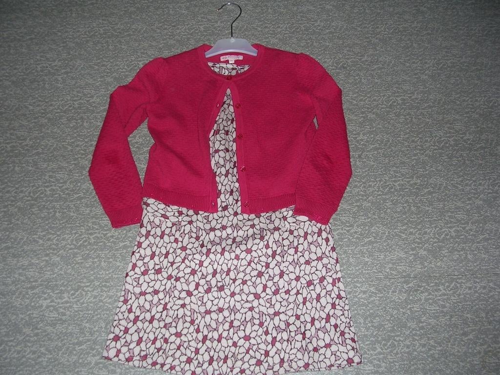 Winterjurk met bijpassend giletje. Maat 122. (NIEUWSTAAT), Kinderen en Baby's, Kinderkleding | Maat 122, C&A, Meisje, Nieuw, Ophalen of Verzenden