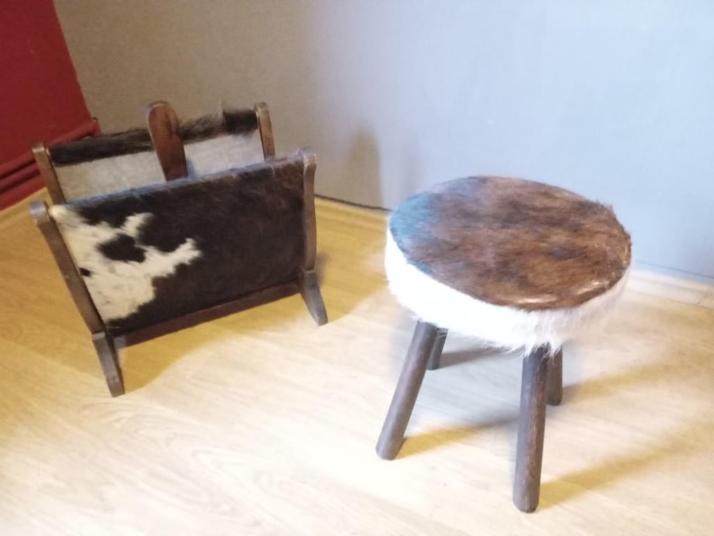 Tabouret et porte journaux vintage., Maison & Meubles, Enlèvement, Utilisé, Bois