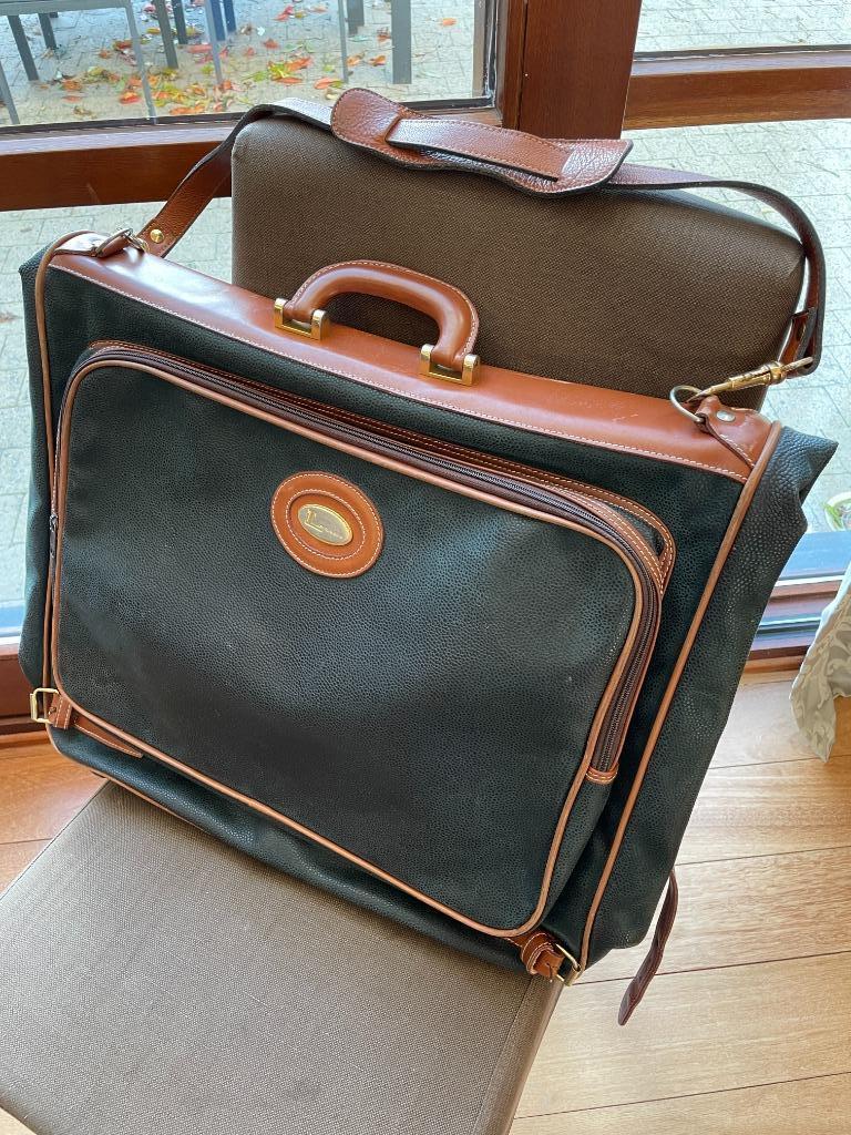 Bagage Louise Fontaine en cuir pour transport de costumes, 60 à 80 cm, 55 à 75 cm, Utilisé, Moins de 20 cm
