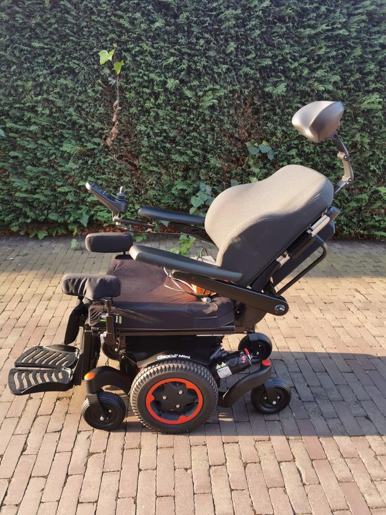 Quickie Q300 M mini elektrische rolstoel  info 0488826971, Ophalen of Verzenden, Inklapbaar, Nieuw, Elektrische rolstoel