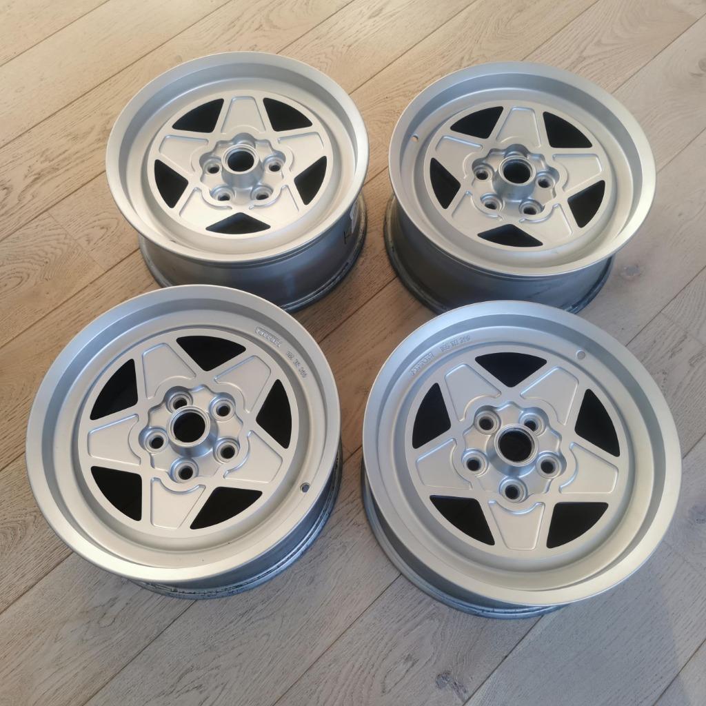 Ferrari 308 (165 TR 390)  Velgen, Auto-onderdelen, Ophalen of Verzenden, Gebruikt, 17 inch, Velg(en)