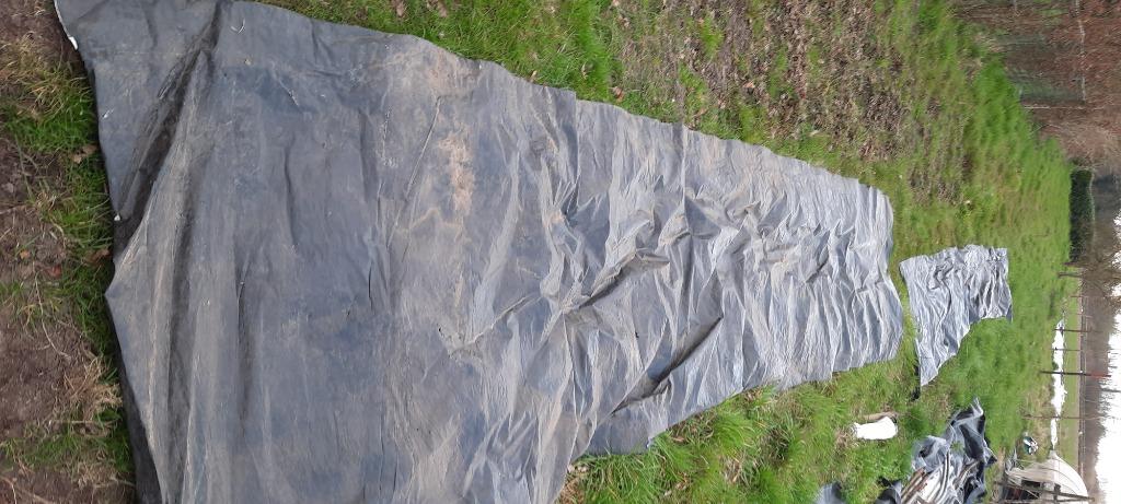 Zwarte plastiek voor asperges, Tuin en Terras, Ophalen, Gebruikt