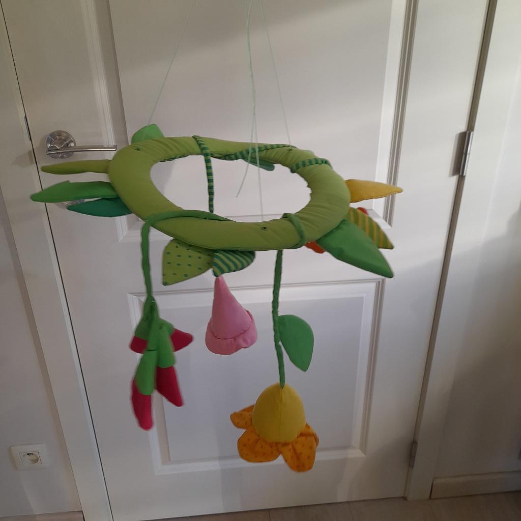 Haba mobiel met bloemen, Enlèvement, Mobile