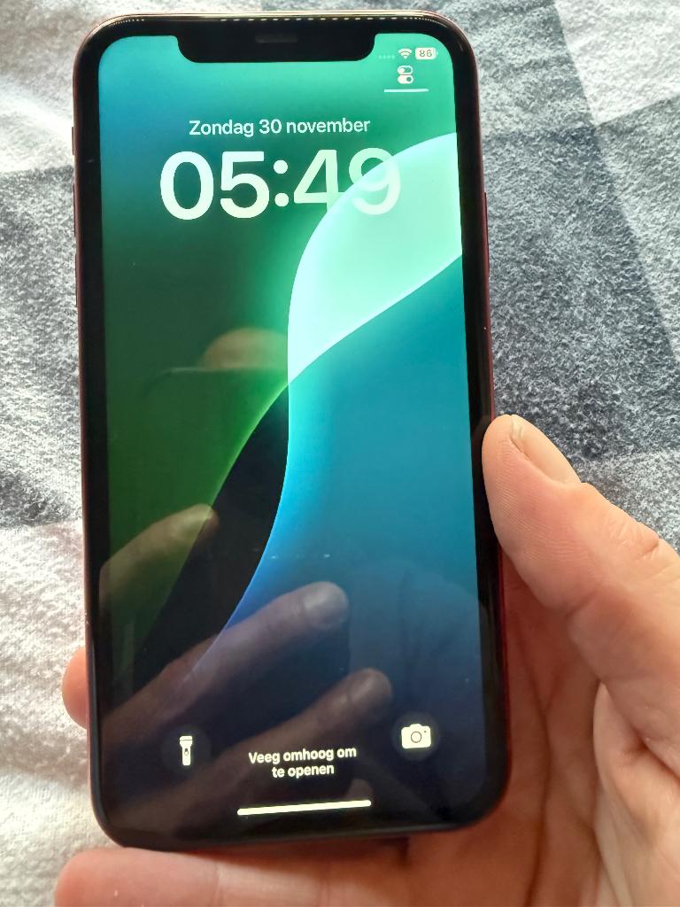 iPhone 11 RED EDITION 64Gb, Telecommunicatie, Mobiele telefoons | Apple iPhone, Ophalen, 73 %, IPhone 11, Zo goed als nieuw