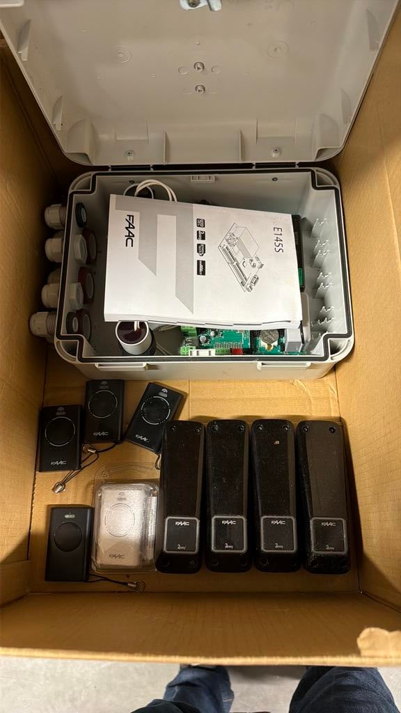 Poortsturing Faac E145S, Ophalen of Verzenden, Zo goed als nieuw, Aluminium