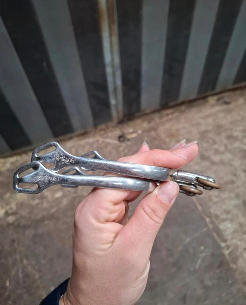 Zgan Sprenger sporen met horizontaal glad wieltje, Dieren en Toebehoren, Paardrijkleding, Ophalen of Verzenden