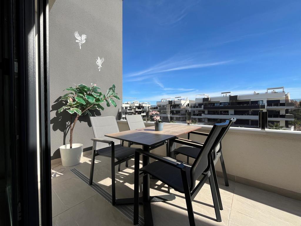 Te huur: Luxe Penthouse met 80m2 Solarium in Orihuela Costa, 2 slaapkamers, Costa Blanca, Aan zee, Appartement